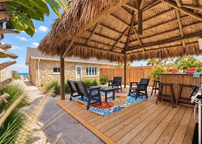 Two Gulf-front With Access And Tiki Holiday home *