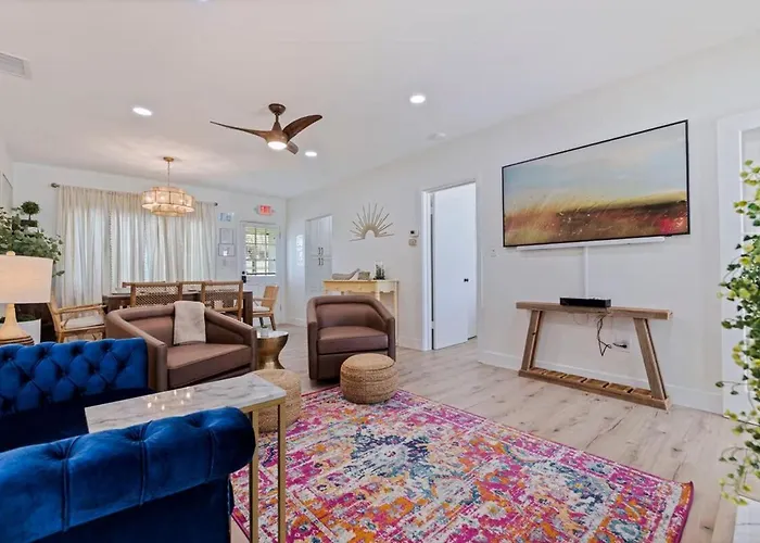 Two Gulf-front With Access And Tiki Holiday home Clearwater Beach