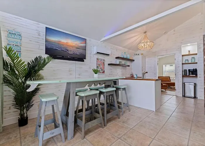 Holiday home Two Gulf-front With Access And Tiki Clearwater Beach